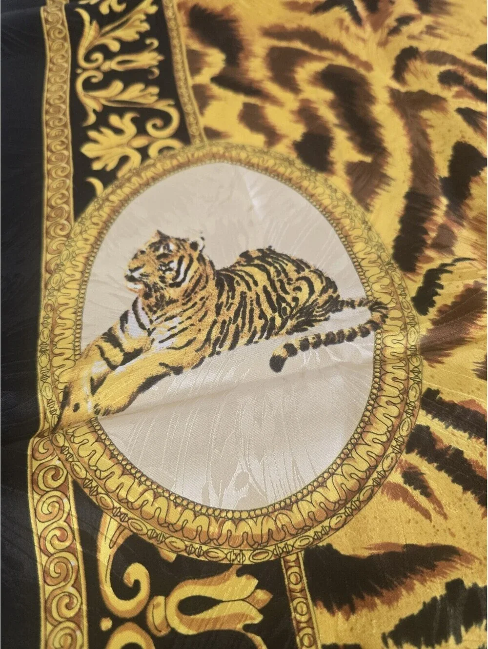 Vintage Giancarlo Milano Silk Scarf Neckwear Tiger Animal Shawl  54